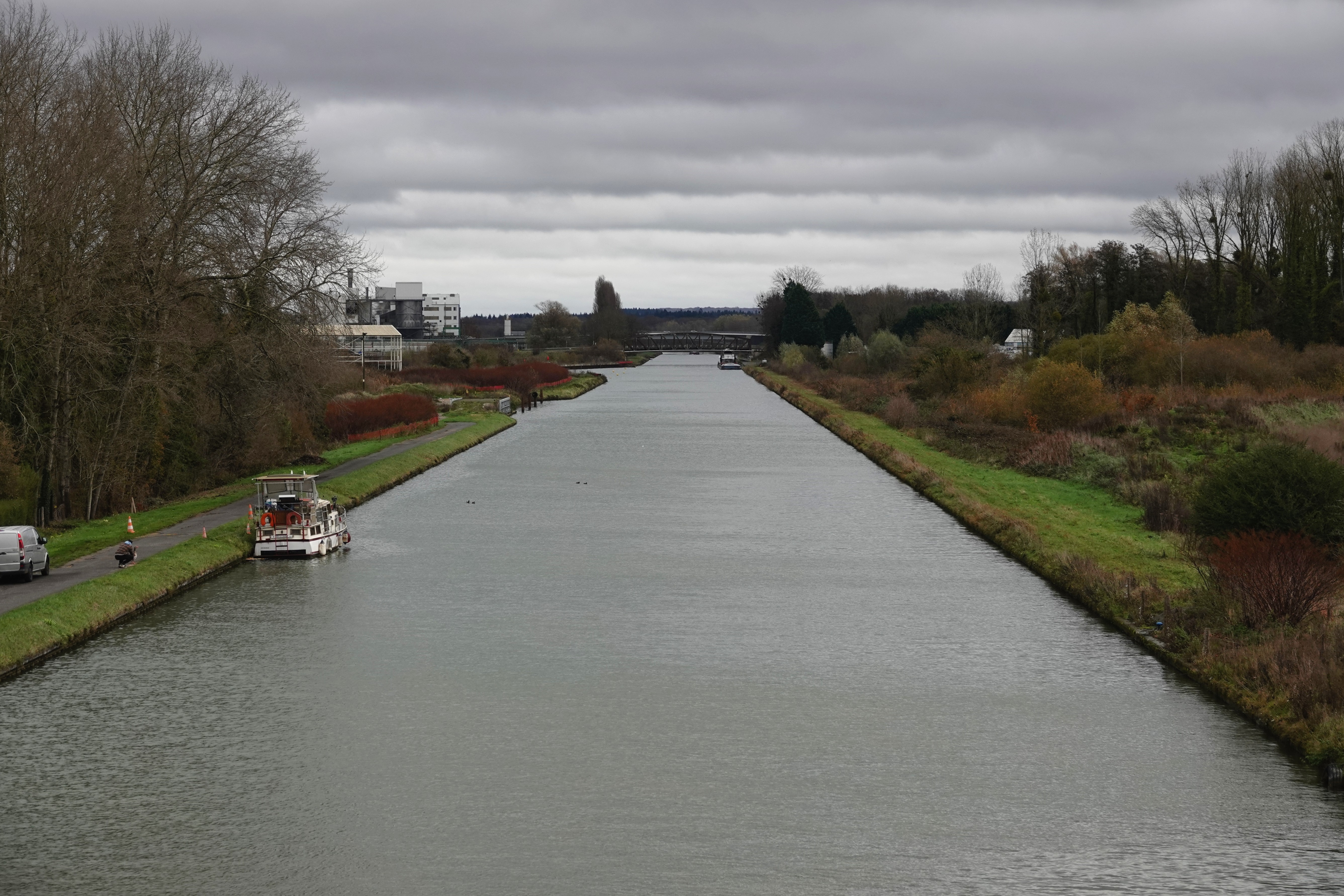 Le canal existant depuis le pont de Ribécourt